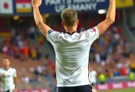 看了三遍录像才敢信：卡尔国家队首秀进球表现亮眼，这年轻人什么来头？