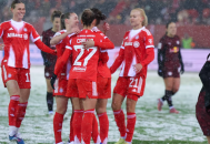 德甲女足收官大捷！拜仁 3-0 客胜勒沃库森豪取 13 连胜，40 分领跑优势达 6 分