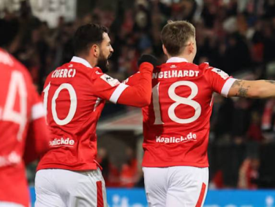 德丙半程冠军尘埃落定！科特布斯 2-2 逼平雷根斯堡 锁定头名迎冬歇