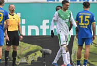 德足协官宣重磅罚单！科隆后卫范登贝尔格禁赛两场 柏林赫塔悍将停赛一轮