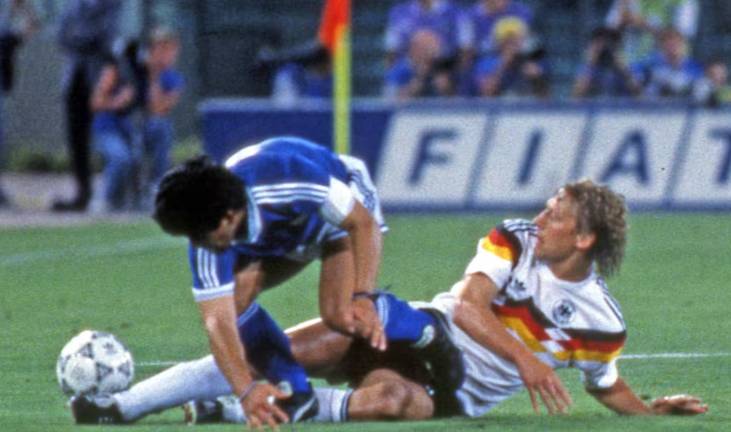 布赫瓦尔德回忆 1990 世界杯封神之战:锁死马拉多纳 全队意志铸就冠军 布赫瓦尔德回忆 1990 世界杯封神之战:锁死马拉多纳 全队意志铸就冠军